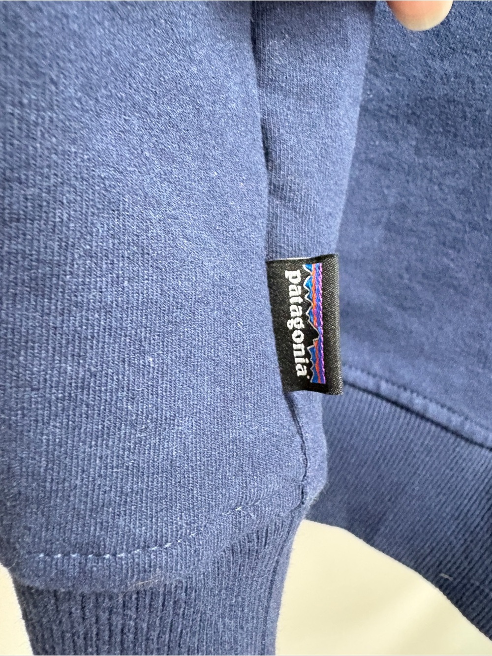 Patagonia Navy Pullover Hoodie with Multicolor Logo - large outdoor Cabincore - Picture 3 of 5